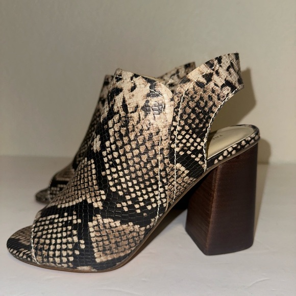 Treasure & Bond | Hayley Block Heel Sandal size 7 NWT - Picture 7 of 7